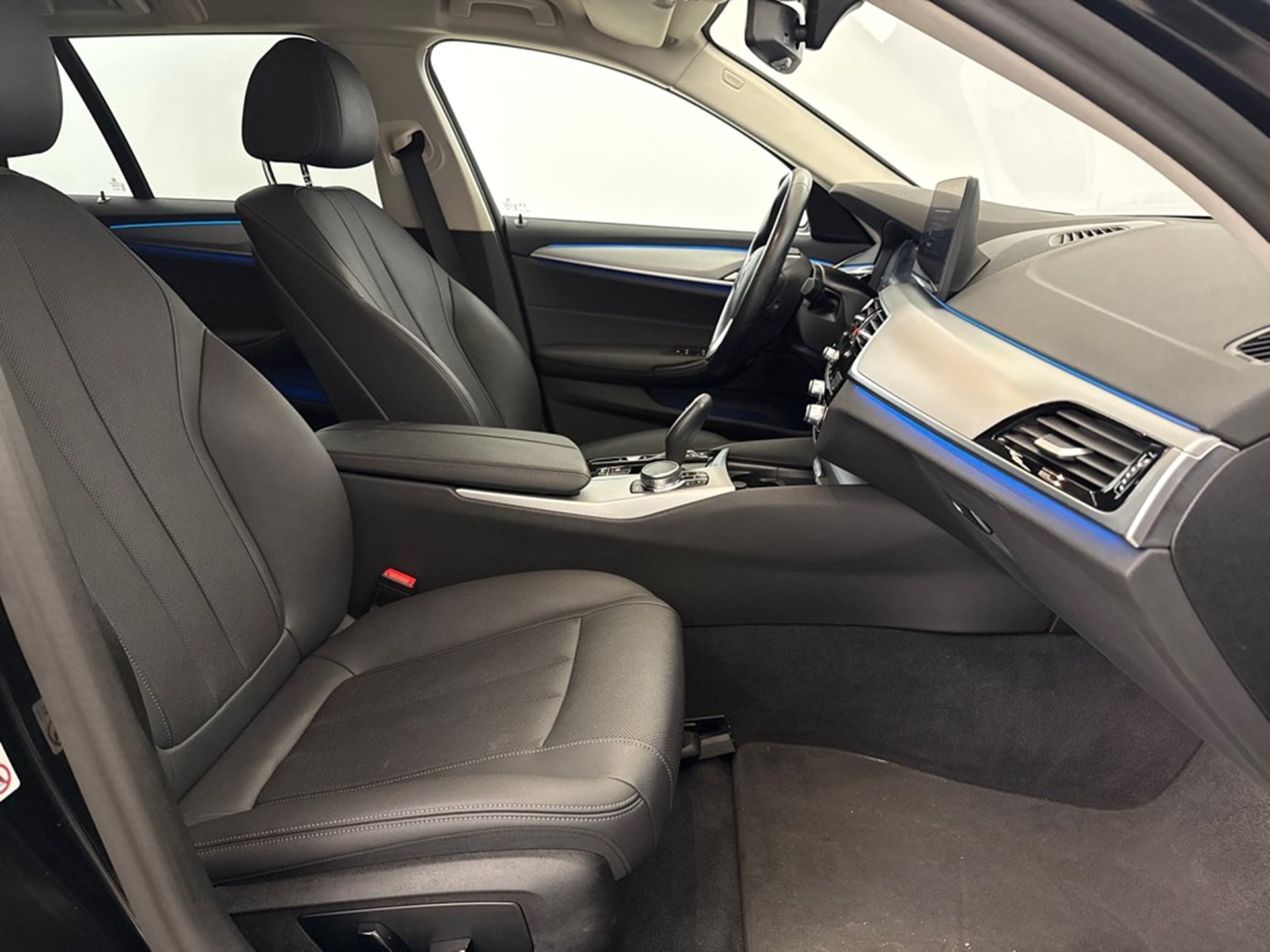 BMW 530e 2024, bild 7/10