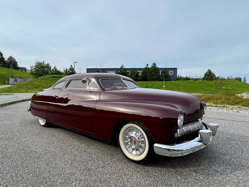 Mercury Eight Custom 