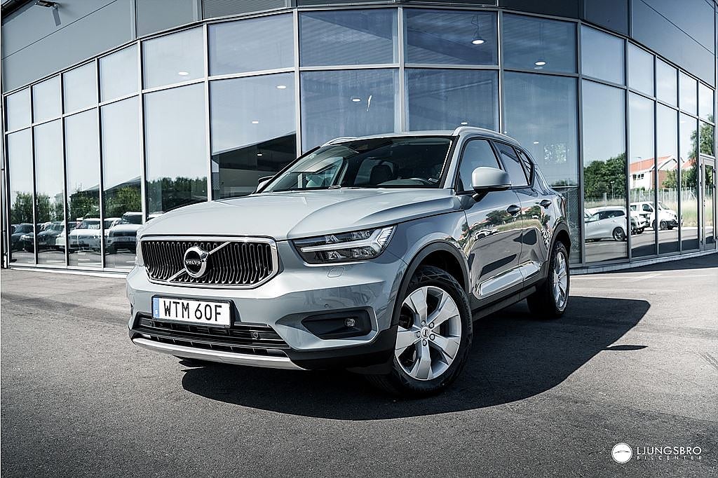 Volvo XC40 T4 AWD Momentum Advanced / Kamera / Navi