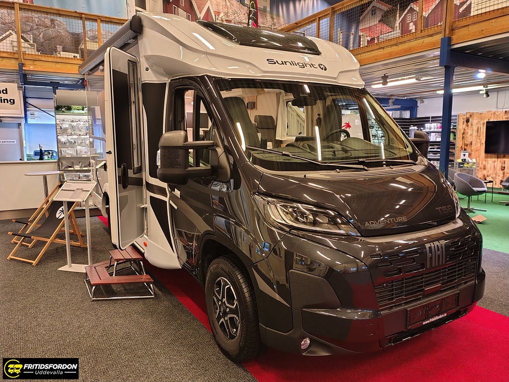 Sunlight T 58 Adventure Edition, 6 m med taksäng