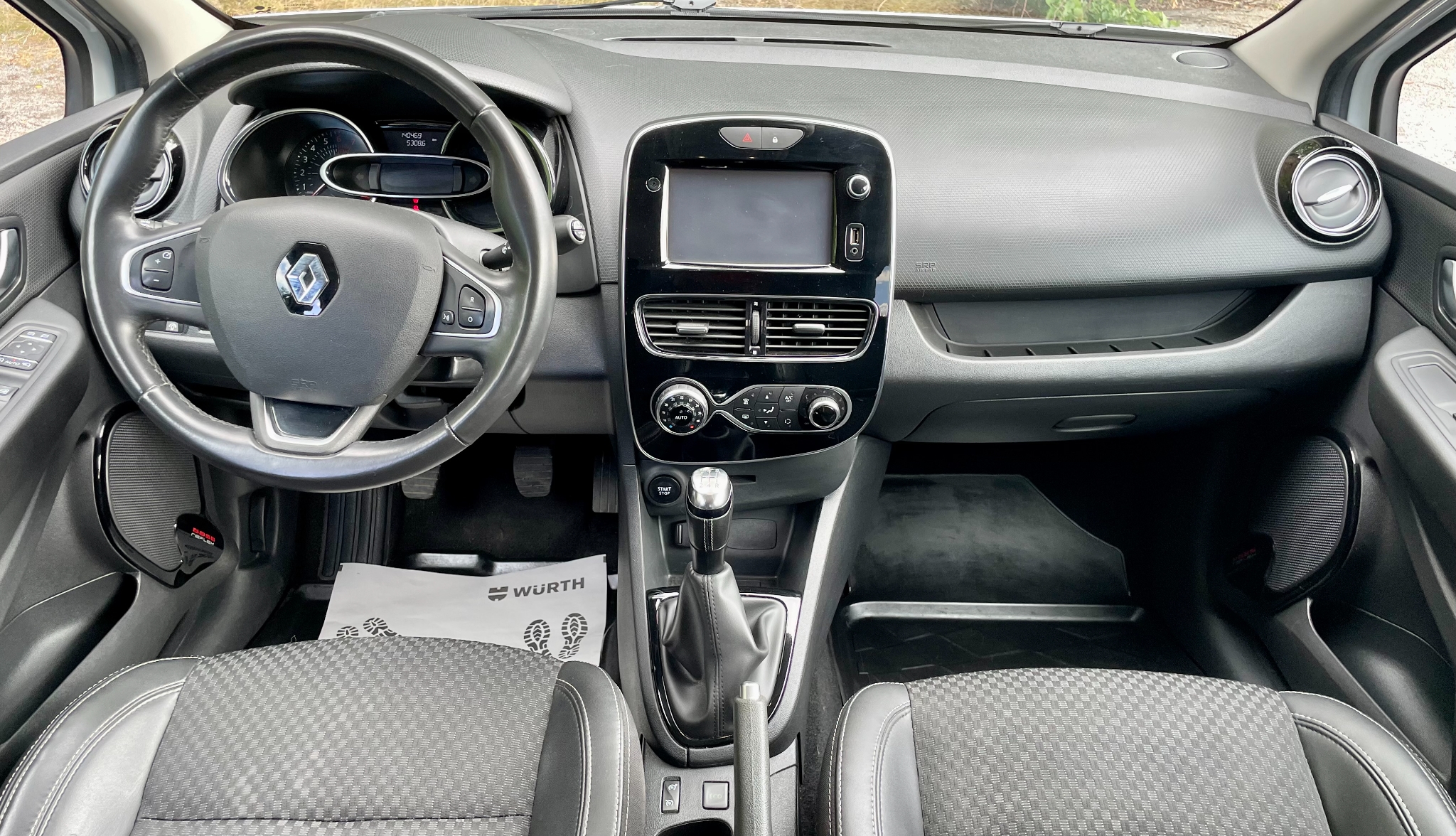 Renault Clio 2017, photo 6/37
