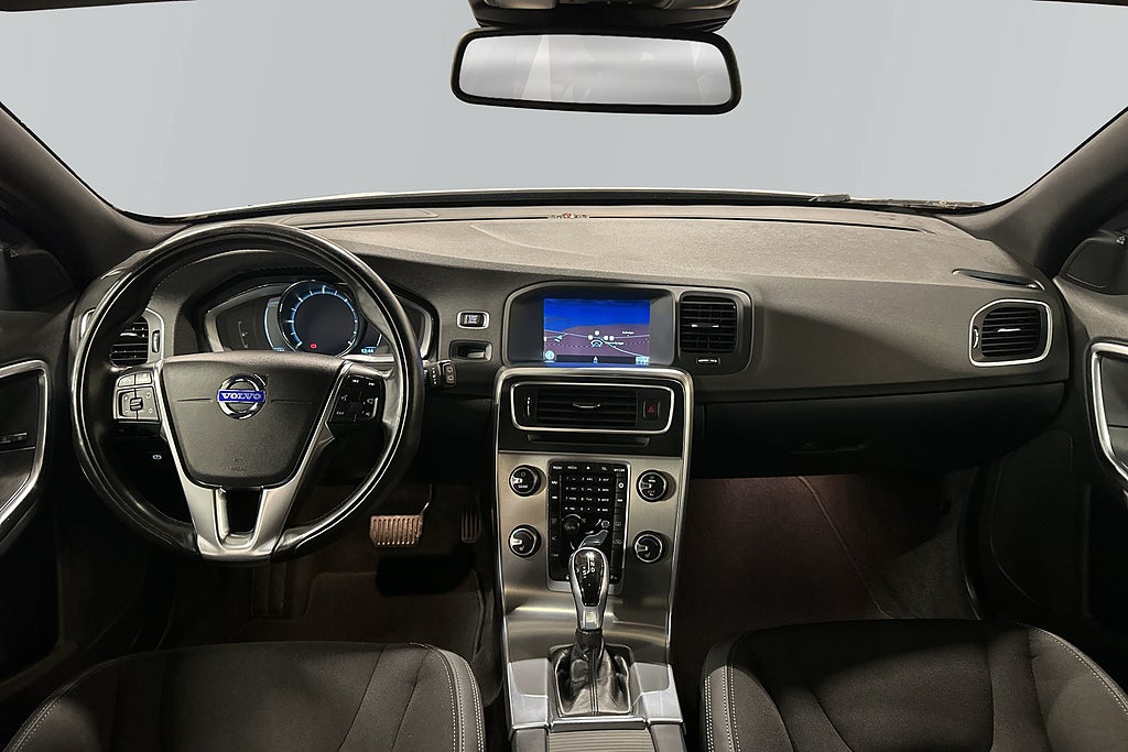 Volvo V60 D4 AWD Momentum Kamera Drag Adaptiv GPS