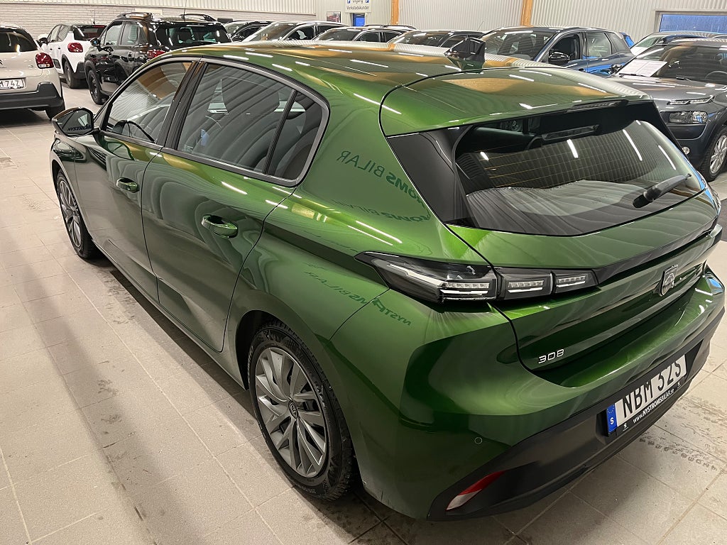 Peugeot 308 Active Pack 1.2 PureTech 110 5D thumbnail