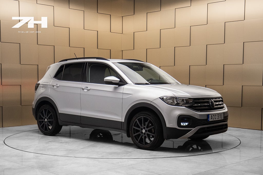 Volkswagen T-CROSS 1.0 TSI OPF Base / Sensorer / Apple CarPlay