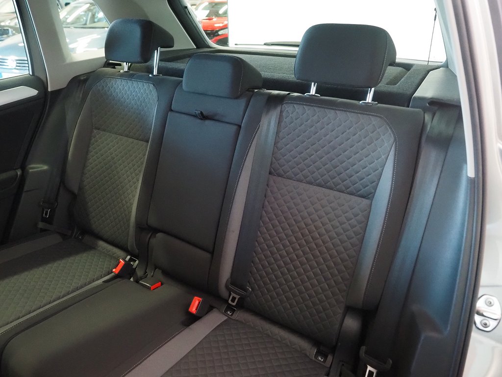 Volkswagen Tiguan 2.0 TSI 190hk 4M DSG |Drag|Värmare|Kamera| 2020