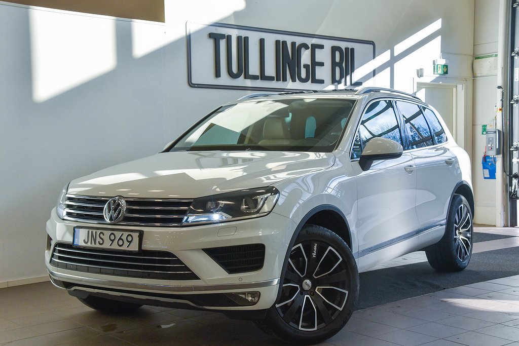 Volkswagen Touareg 3.0 V6 TDI 4Motion TipTronic Pano Värmare Läder 