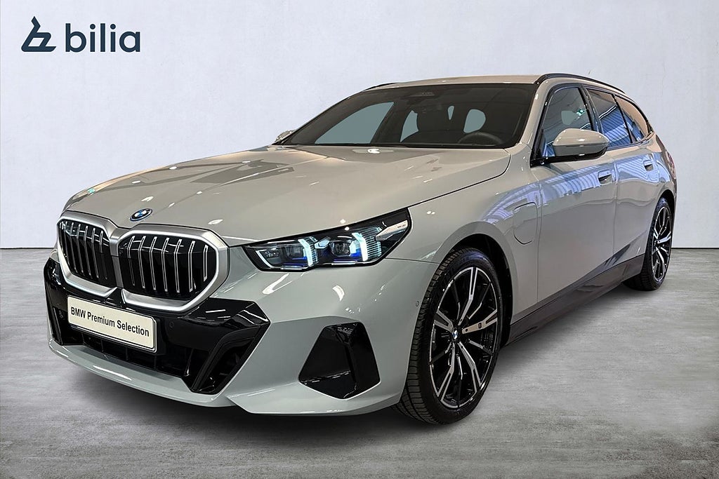 BMW 530e xDrive Touring M-sport | B&W | Drag | 360 | 