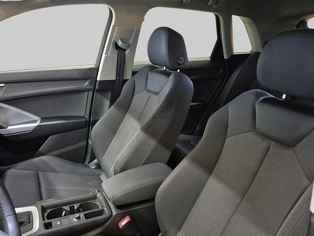 Audi Q3 40 TFSI quattro S Tronic Proline Advanced 190 hk