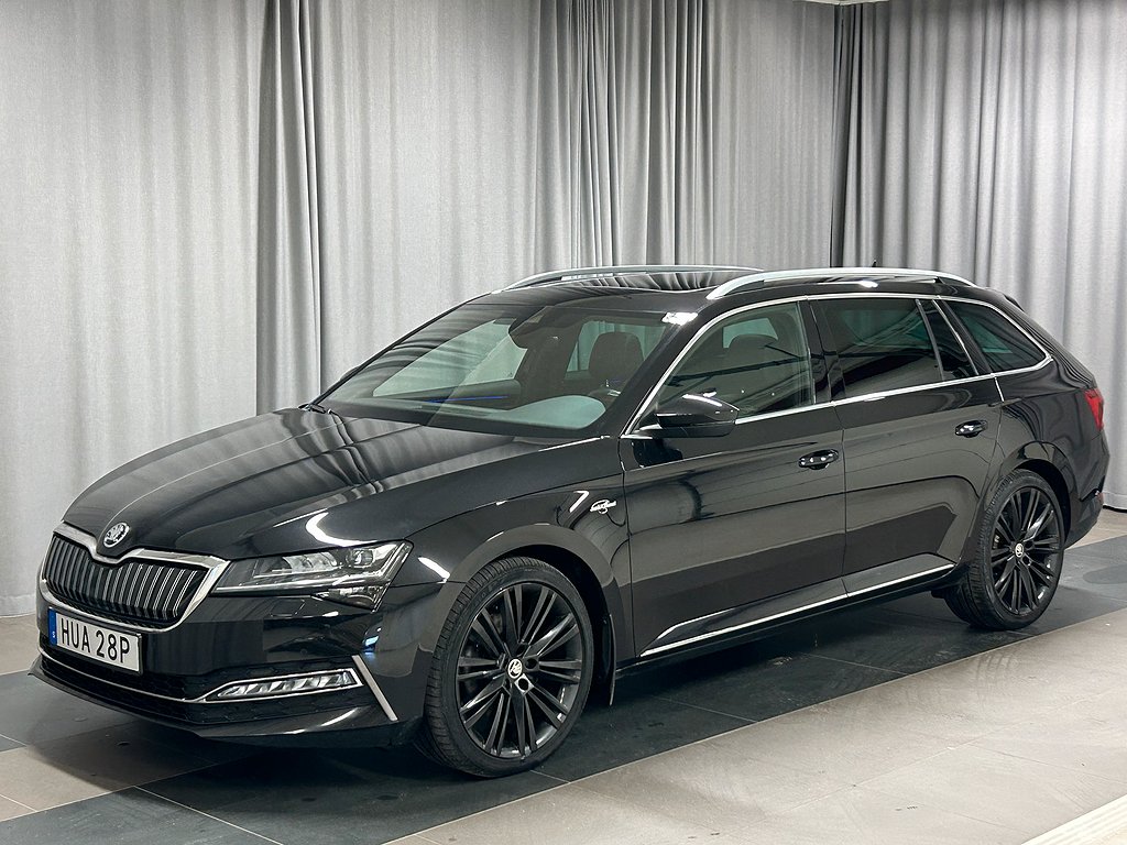 Skoda Superb iV Business Edition L&K Panorama Drag