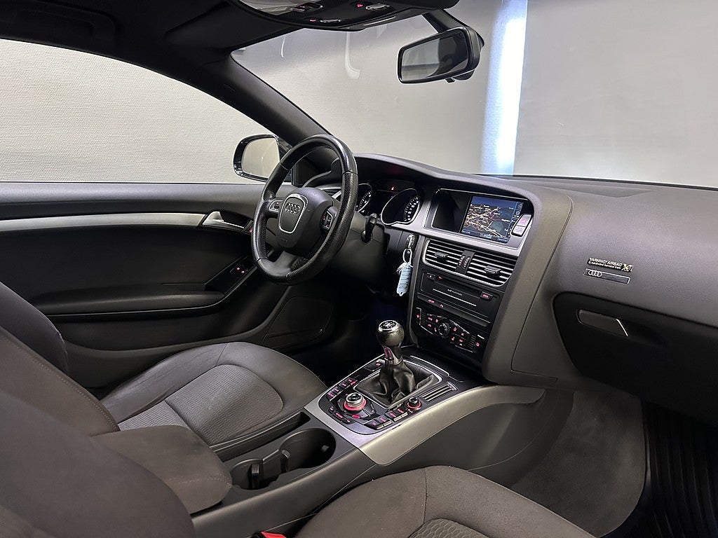 Audi A5 Coupé 2.0 TFSI | 2 Ägare | Fullservice | Drag | Navi |