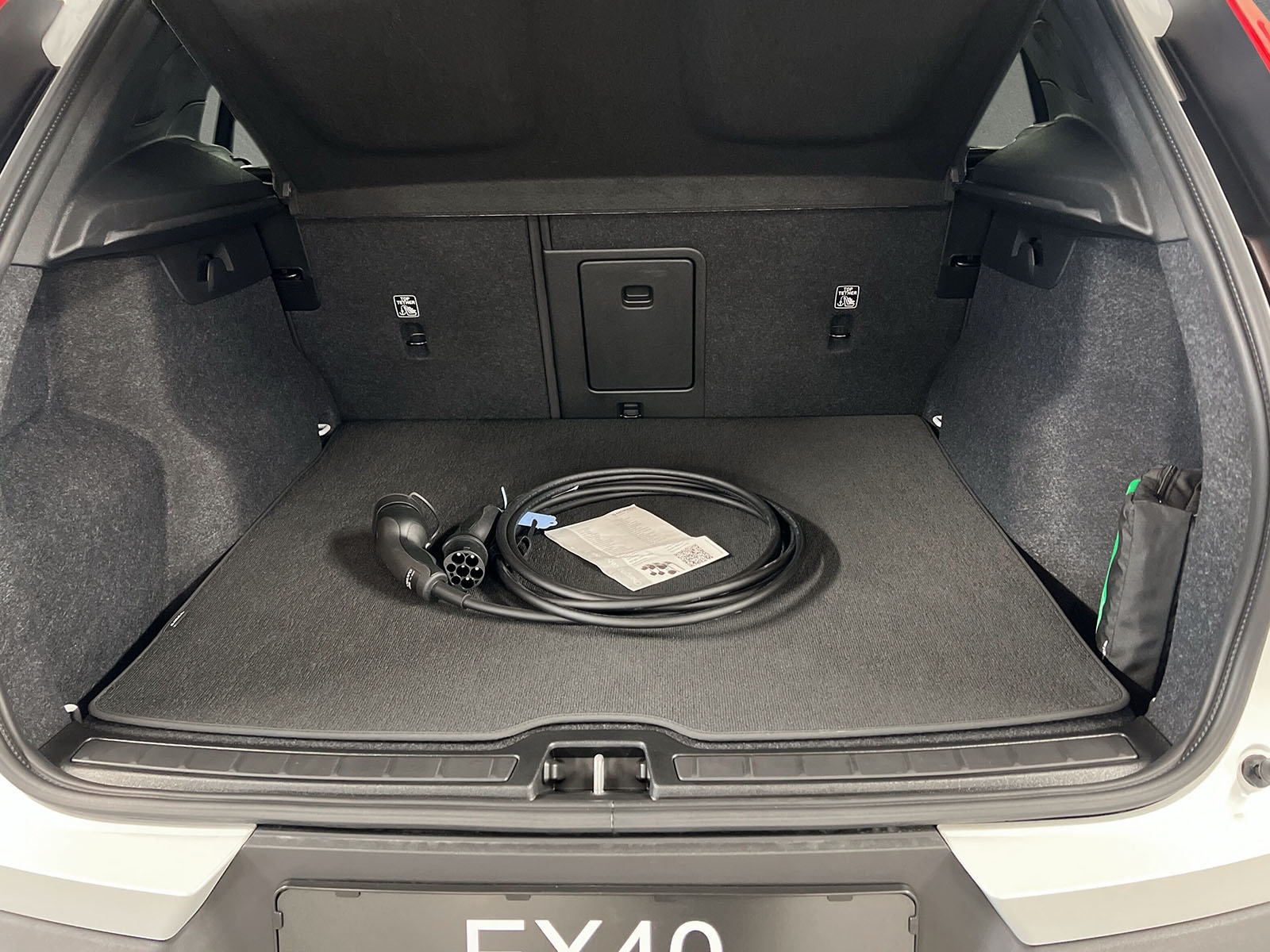 Volvo EX40 2027, bild 7/30