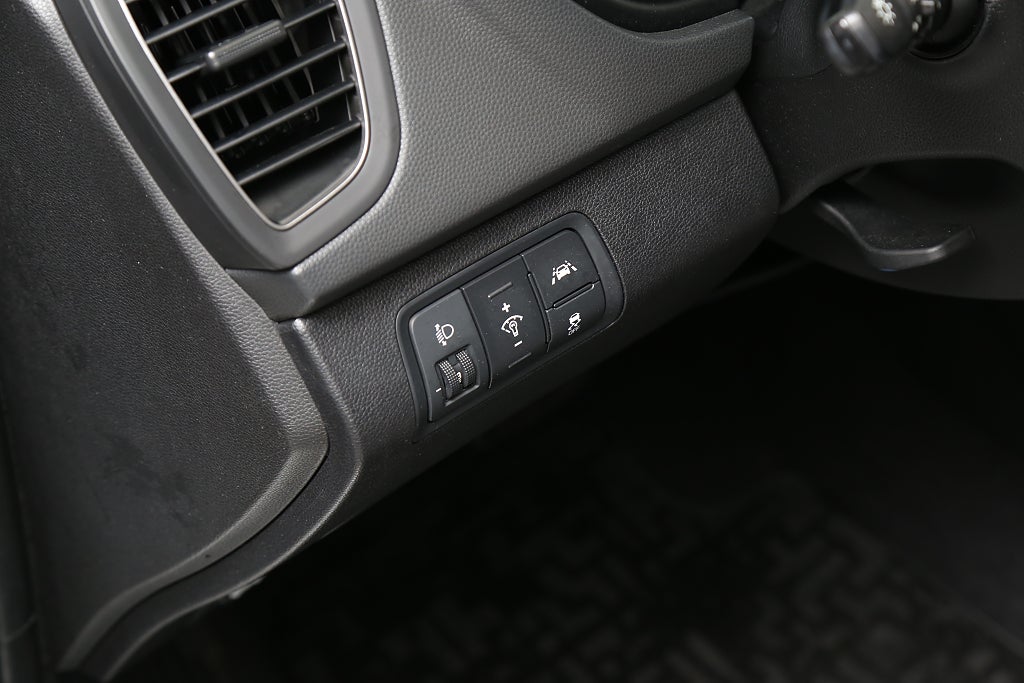 Hyundai i20 1,4 100hk Premium Automat P-sensor Bluetooth 2016