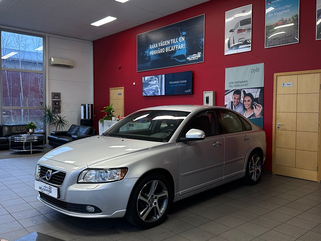 Volvo S40 D2 Momentum Skinn PDC M-värmare 593kr/MÅN*