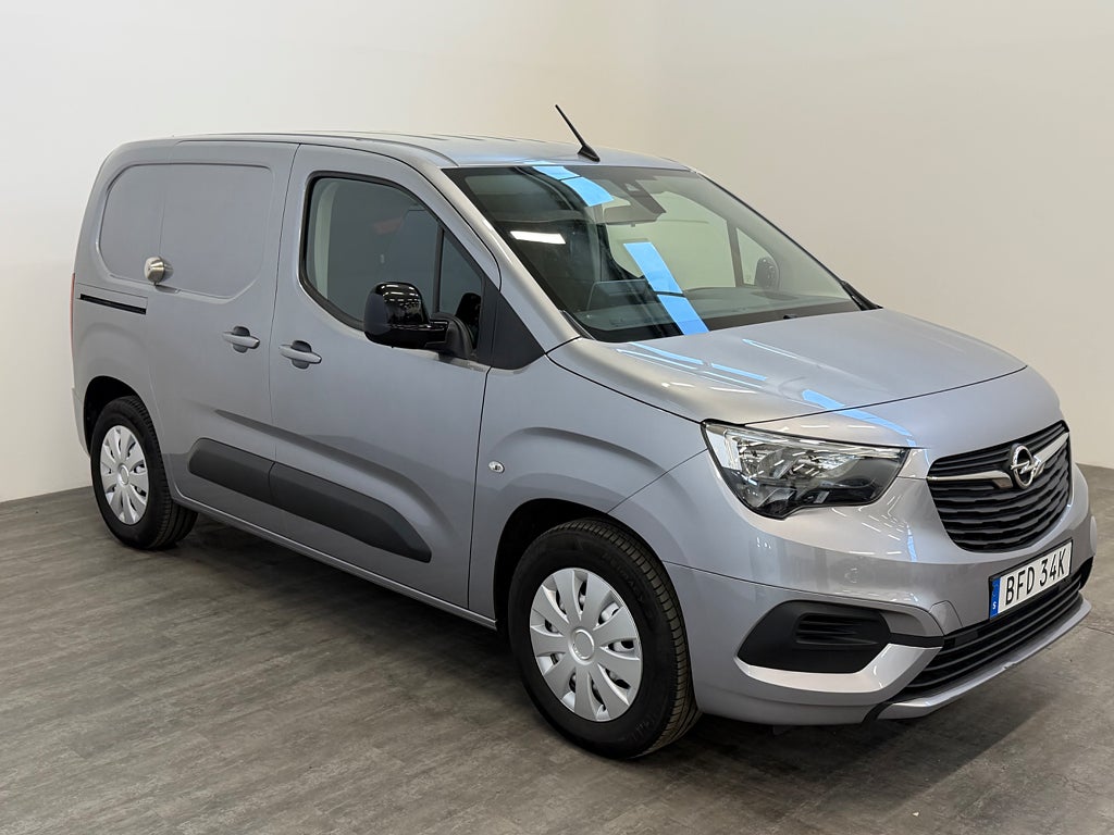 Opel Combo -e Cargo 50 kWh CCS P-värm CarPlay Moms