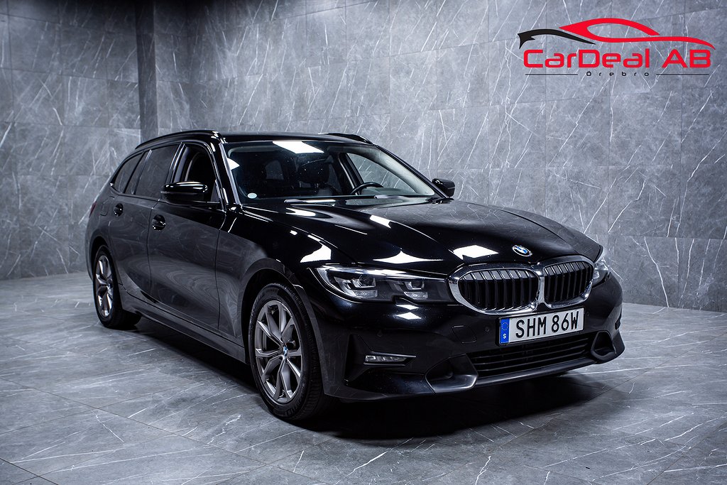 BMW 320 d xDrive Touring Sport Line Navi Carplay Halvskinn