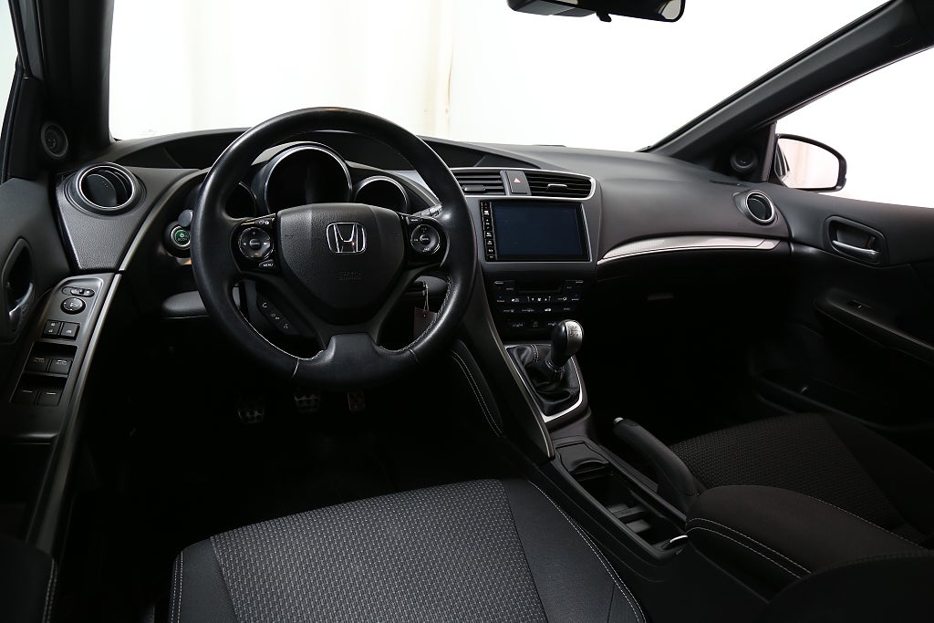 Honda Civic 1,6 i-DTEC 120hk Sport 5d Nybesikt Motorvärmare