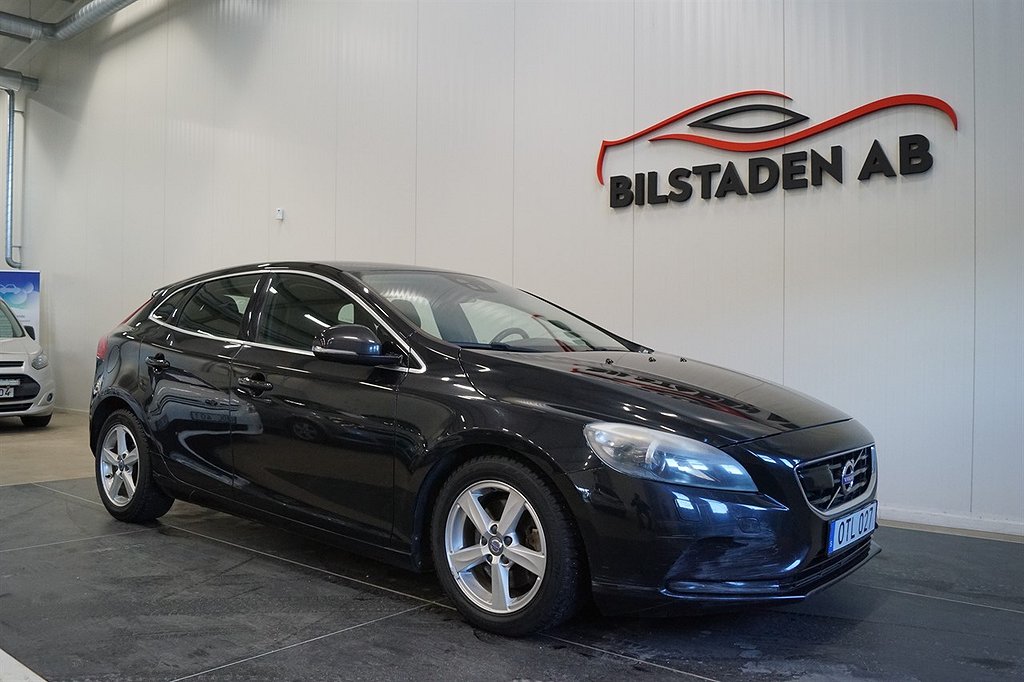 Volvo V40 D2 Powershift 115hk Momentum VOC Ny kamrem