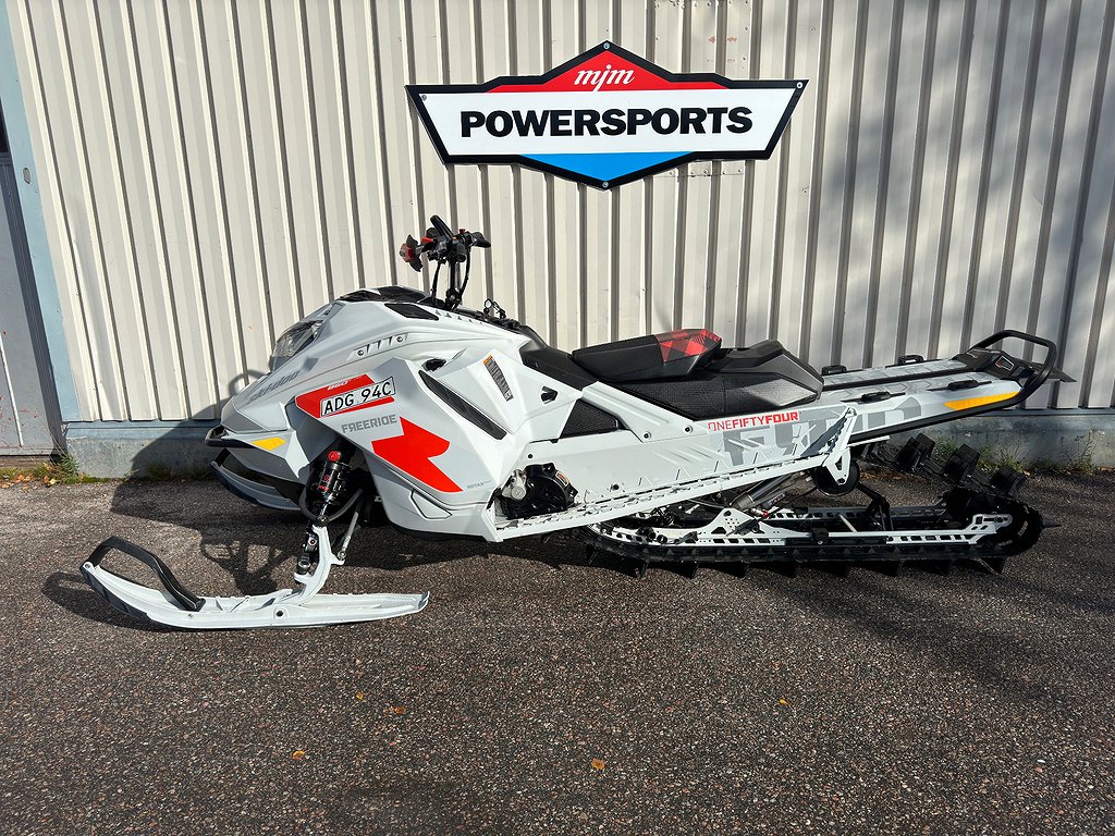 Ski-Doo Freeride 154" 850 E-Tec  