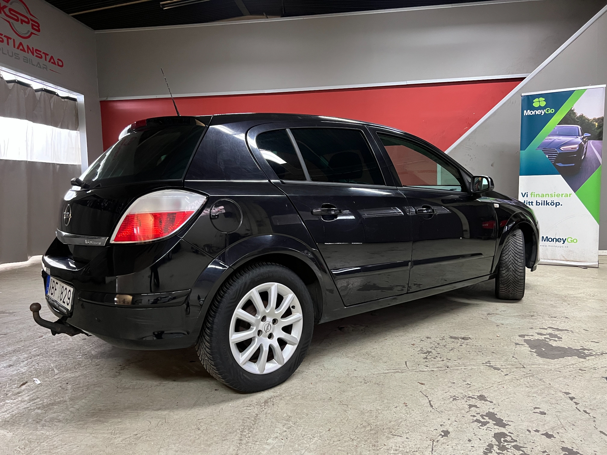 Opel Astra 1.6 Twinport ECOTEC 2004, bild 4/35