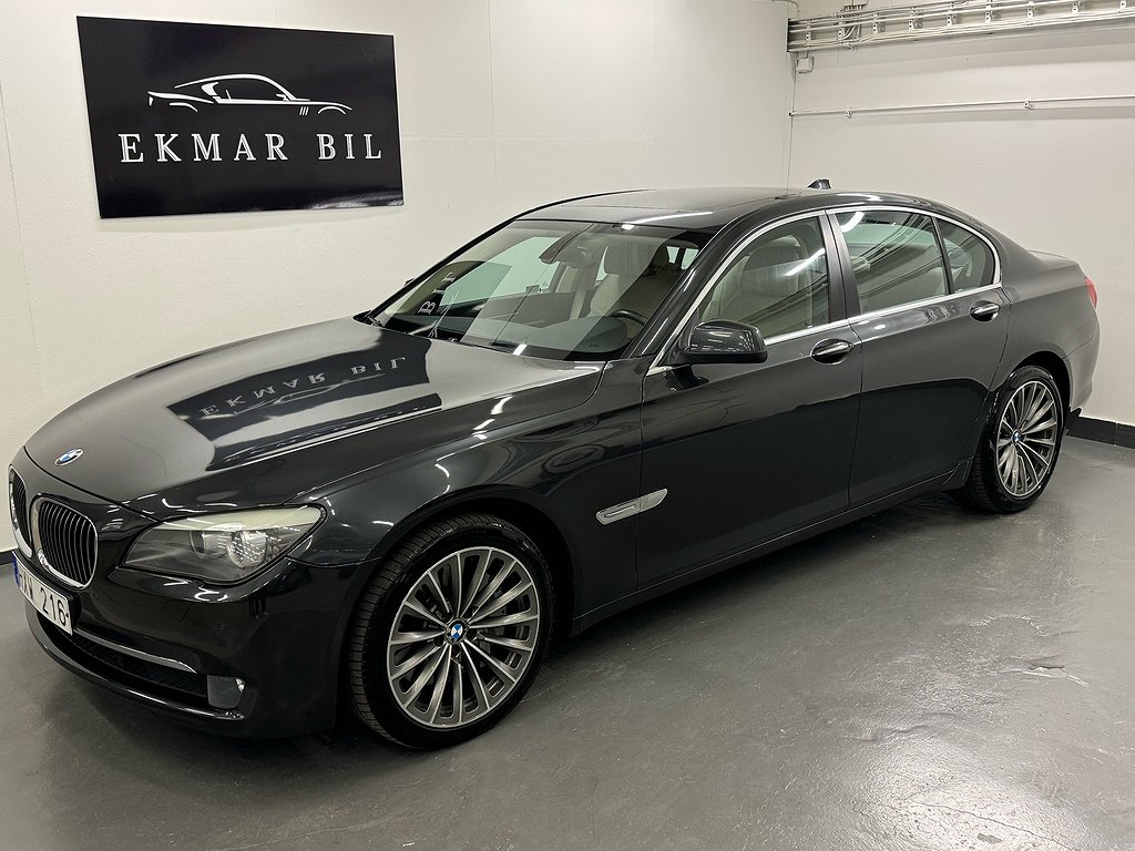 BMW 750 i Steptronic|SV-SÅLD|Taklucka|Drag|SeSpec|