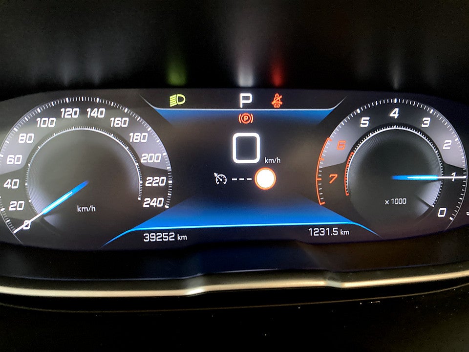 Bild på Peugeot 5008 Active Pack 1.2 PT 130hk Aut B-KAMERA CARPLAY