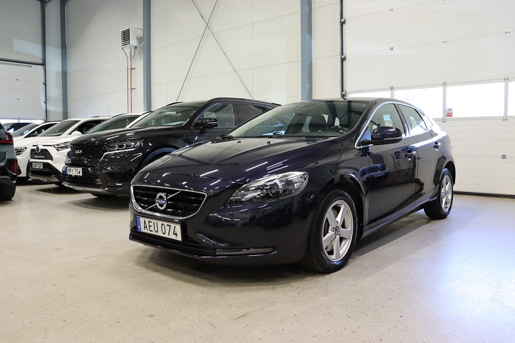 Volvo V40 D2 Geartronic Momentum 1-Ägare P-Sensorer P-Värm 120hk