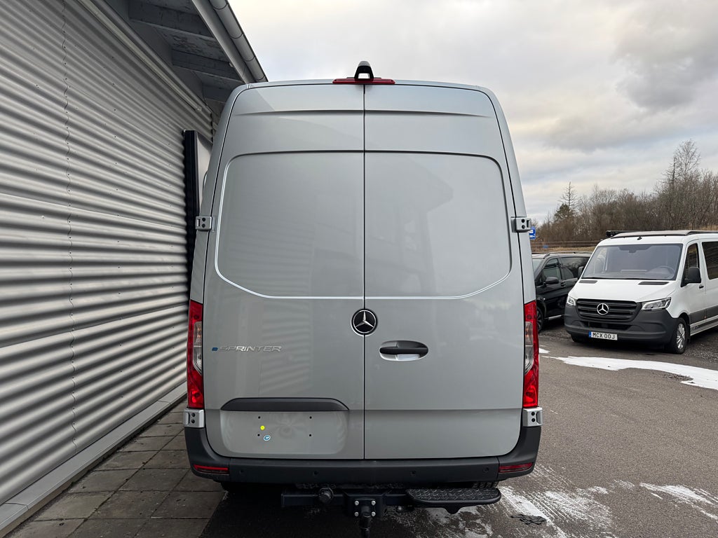 Mercedes-Benz Sprinter eSprinter 320 Skåp A2 SELECT 81 kWh - bild 15