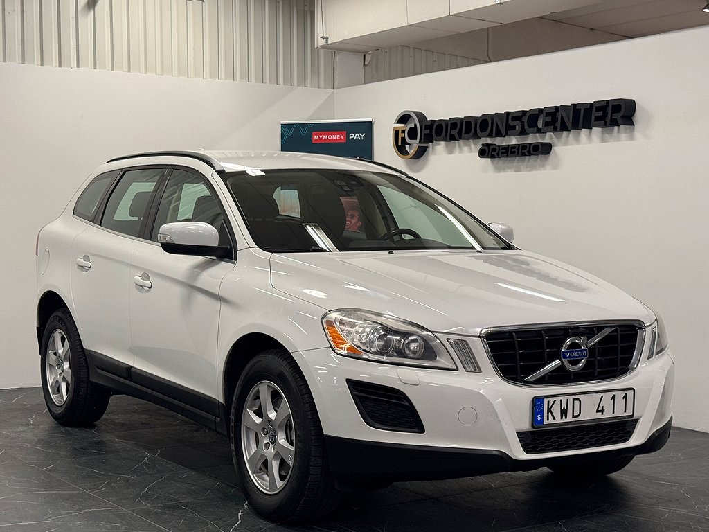 Volvo XC60 D3 AWD Geartronic Momentum Drag|D-Värmare|PDC