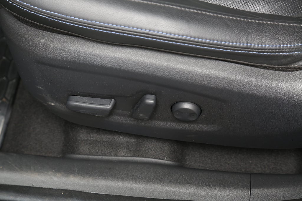 Hyundai Kona 39.2 kWh Advanced Skinn Krell HuD Leasbar