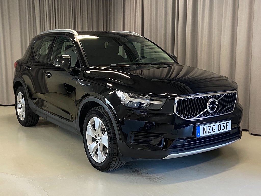 Volvo XC40 B4 AWD Momentum Advanced Pro Edition Pvärm Drag Navi