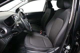 Halvkombi Hyundai i10 7 av 18