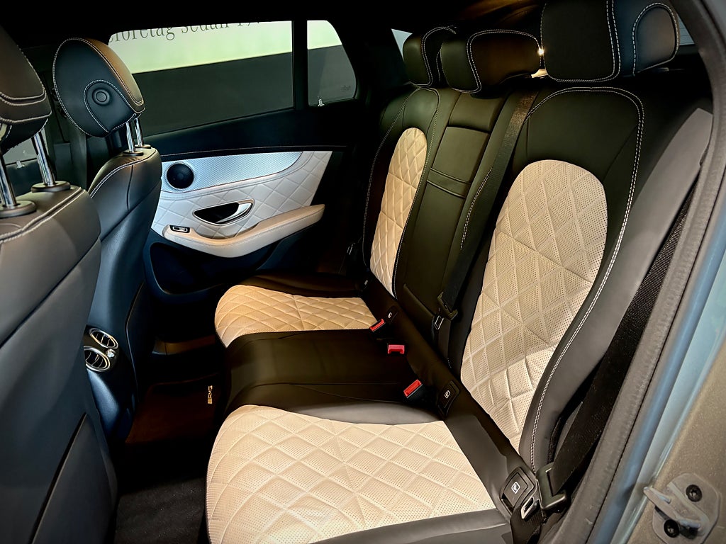 Mercedes-Benz EQC 400 4MATIC AMG Exclusive pakt Premium - bild 6