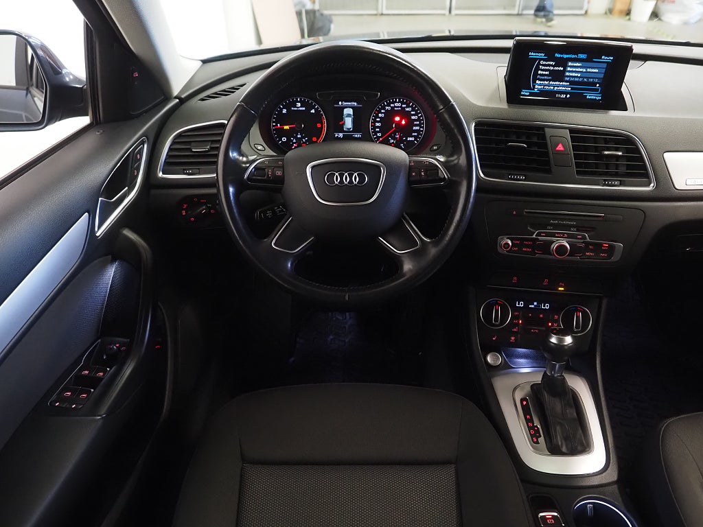 Audi Q3 TDI 150hk quattro S-Tronic | Drag | Pano | Navi | 2018