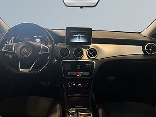 Mercedes-Benz CLA 200 7G-DCT AMG Line Kamera Pano Psens S&V-hjul – bild 8