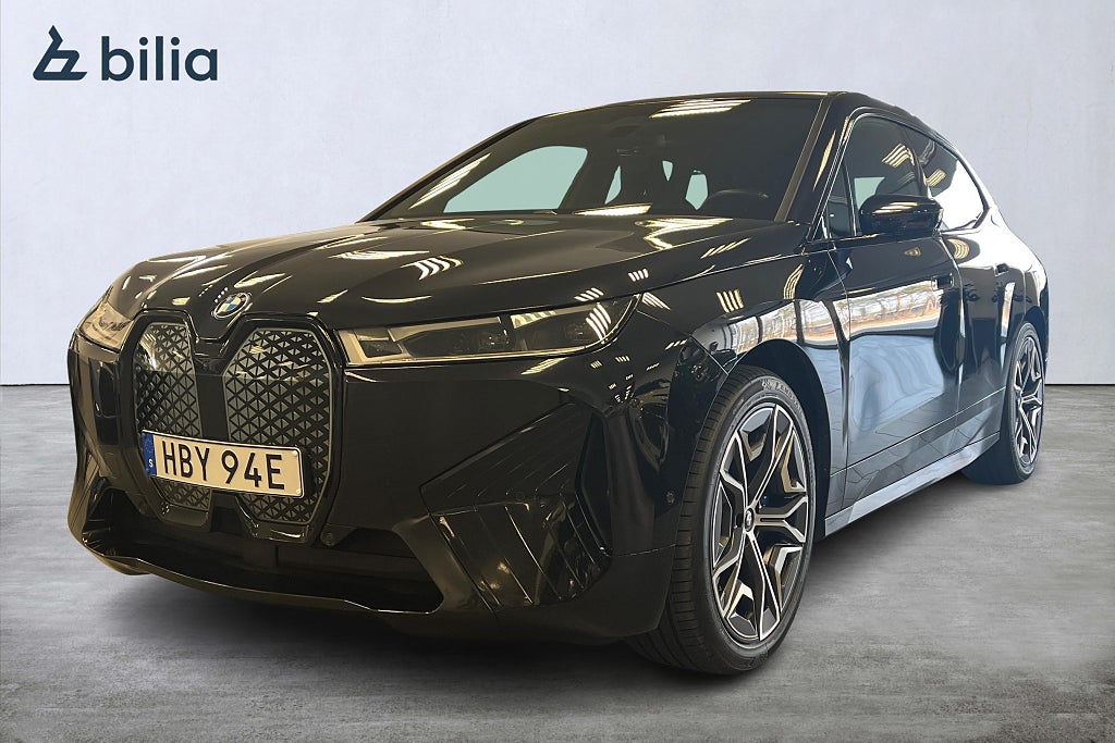 BMW iX xDrive40 Sport / Innovation / Comfort / Luftfjädring