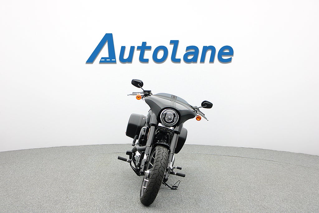 Harley-Davidson Sport Glide *Väskor Nyservad