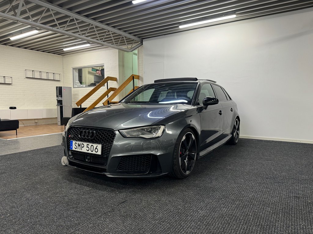 Audi RS3 Sportback 2.5 TFSI quattro PANO NAVI SE SPEC