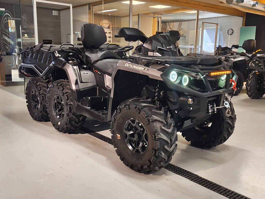 Can-Am Outlander MAX 6x6 1000 *Momsad* 