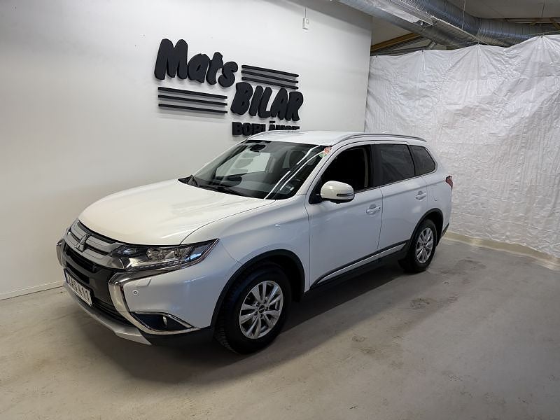Mitsubishi Outlander 2.0 4WD CVT 7 Platser 150hk Business