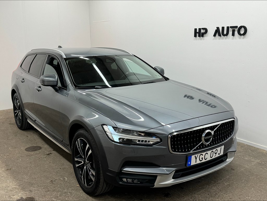 Volvo V90 Cross Country D4 AWD Navi VOC Värmare Drag S&V