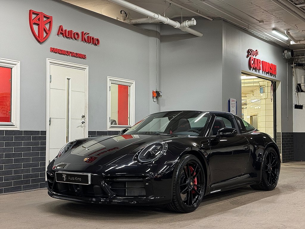 Porsche 911 992 Targa 4 GTS PDK SE SPEC MOMSBIL LEASEBAR VAT