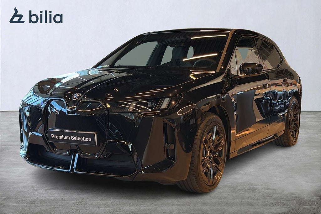 BMW iX xDrive 60 M Sport | Supercharged | DEMO | B&W | Pano