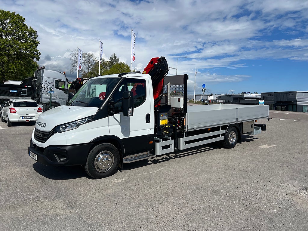 Iveco Daily 72C18 A8 Kranbil Palfinger Kran Fullutrustad