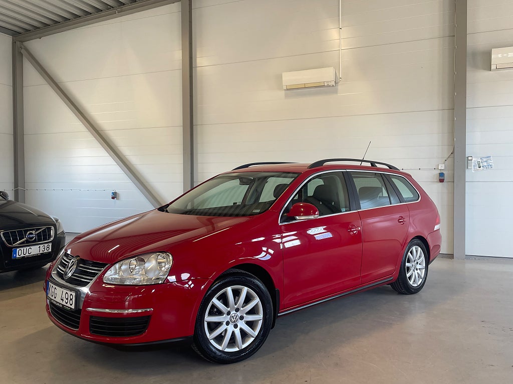 Volkswagen Golf Variant 1.6 1-Ägare Nyservad Kamrem bytt 