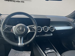 SUV Mercedes-Benz GLB 7 av 8