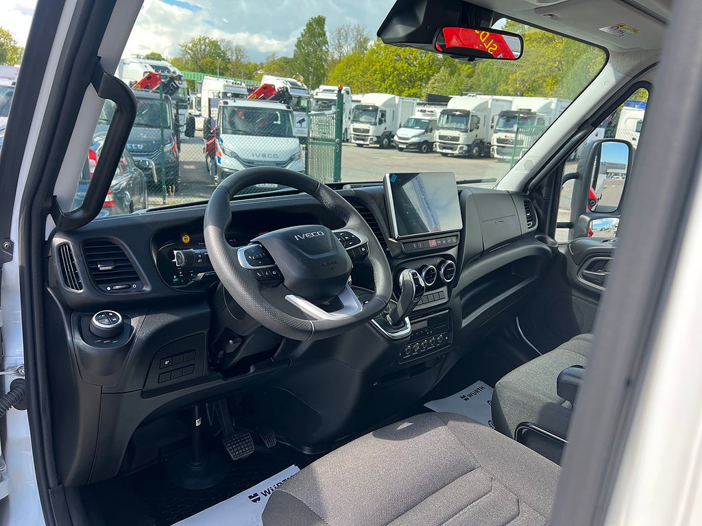Iveco Daily 72C18 A8 Kranbil Palfinger Kran Fullutrustad