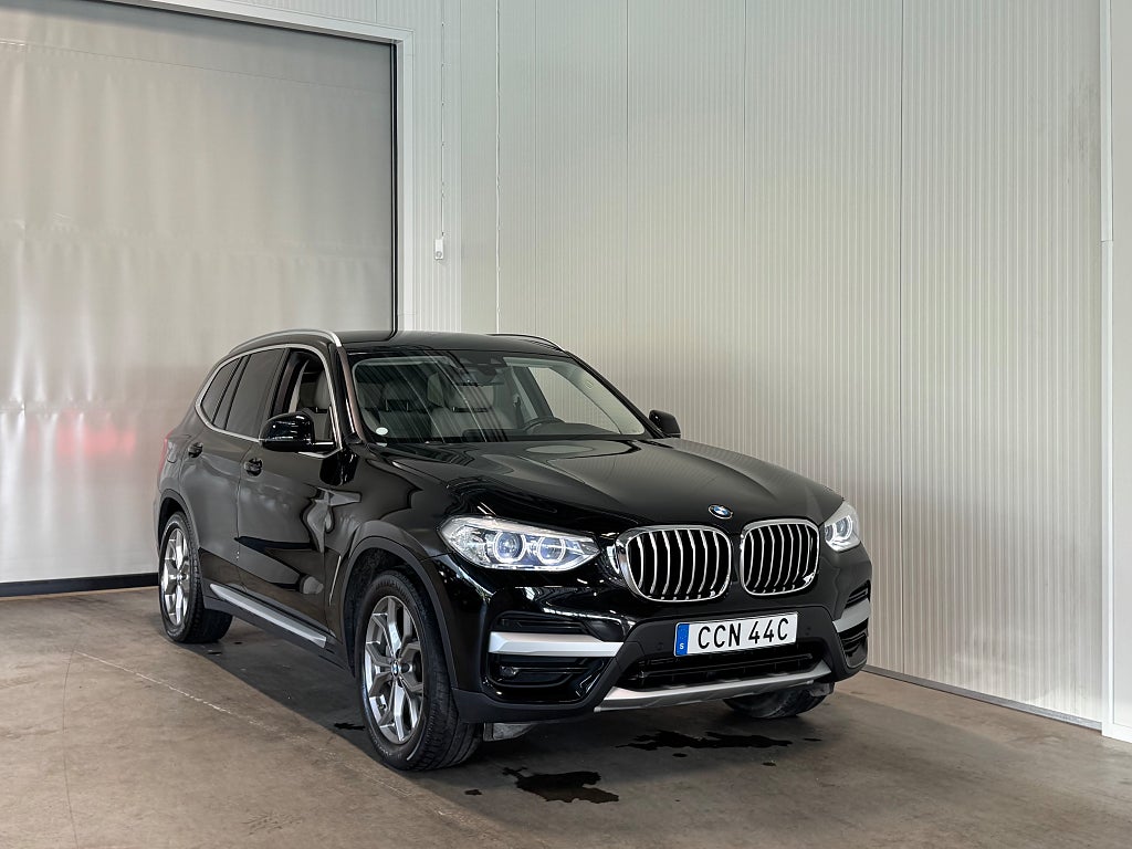 BMW X3 30e xDrive Plug-In xLine Drag Navi Skinn