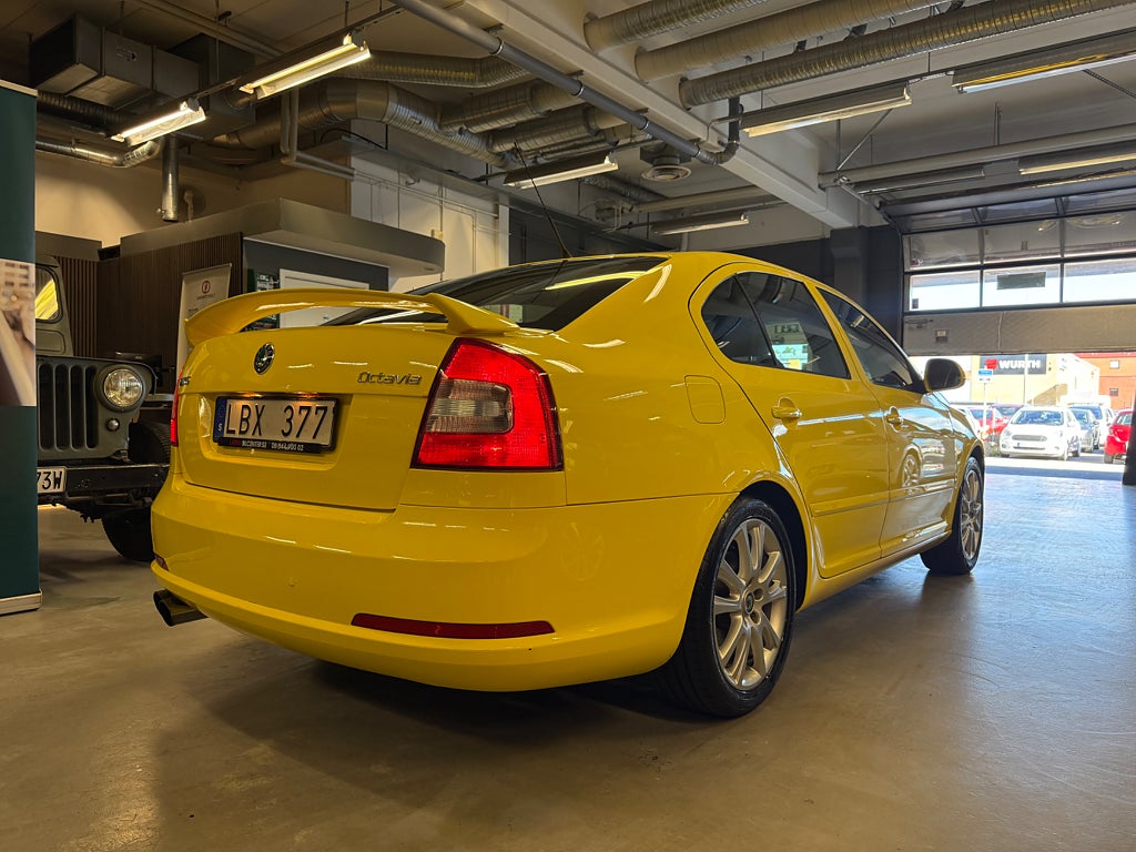 Skoda Octavia RS 2011 - miniatyr 4