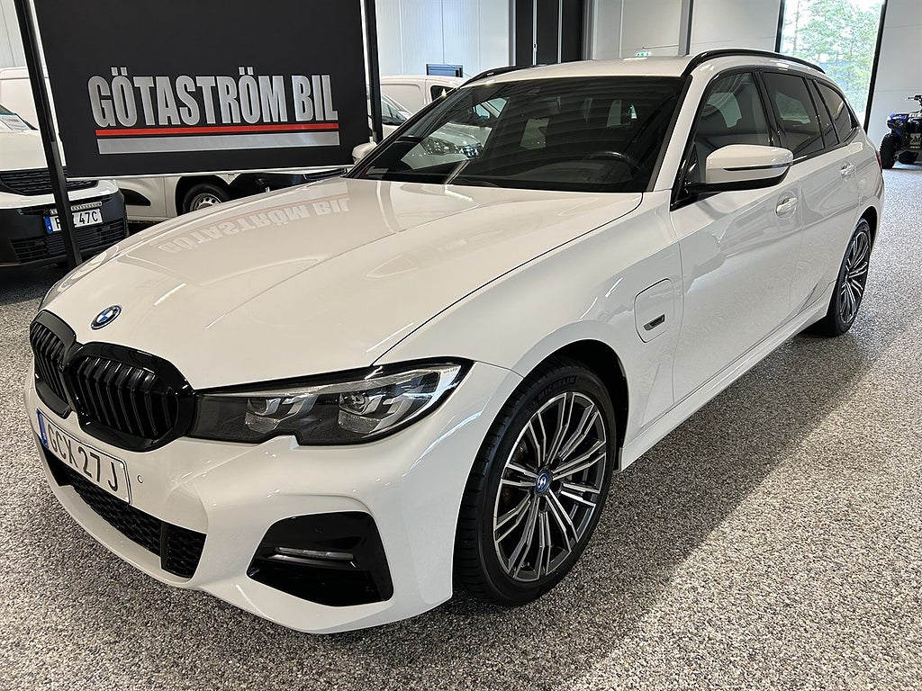 BMW 330 e Touring 292hk M Sport/Drag,Cockpit,mm