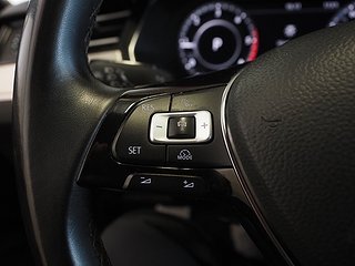 Kombi Volkswagen Passat 18 av 22